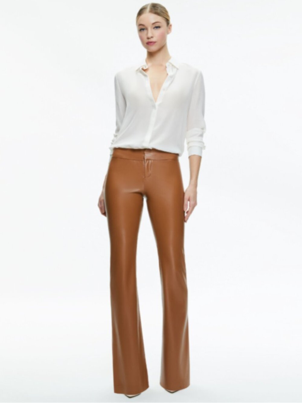 Alice + Olivia Olivia Vegan Bootcut Pant in Camel